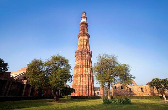 qutub-minar-delhi