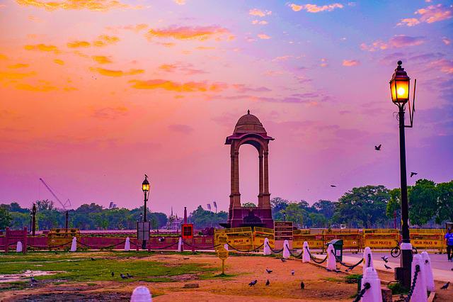 travel-delhi-india-gate